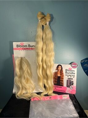 Mayde blonde Synthetic Fibers hair extensions Gala wave 4pcs:24”, 26, 28”